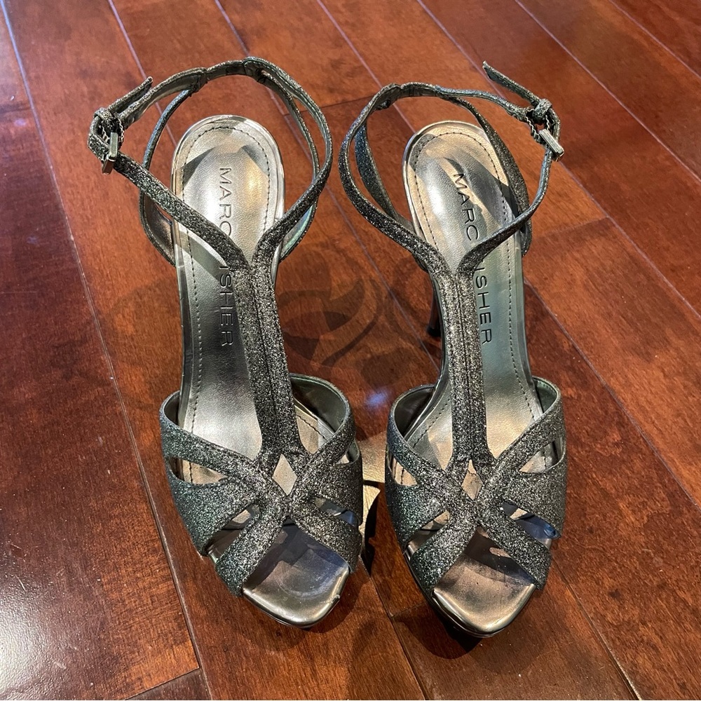 Marc Fisher Metallic Finish Platform Heel, Size 6.5